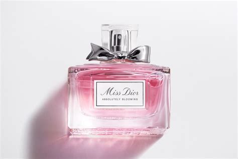 pink dior perfume.